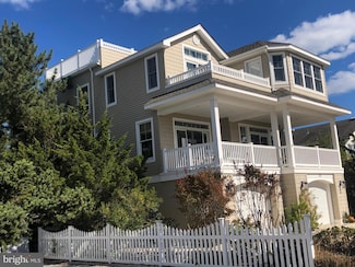 119 17th St, Surf City, NJ 08008