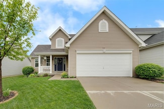206 Pecan Bluffs Dr, Wentzville, MO 63385