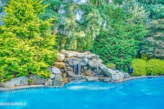 25 Muncy Dr, West Long Branch, NJ 07764