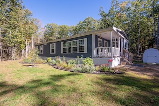 132 Duck Puddle Rd, Nobleboro, ME 04555