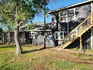 12018 Sandpiper Rd, Angleton, TX 77515