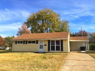 5528 Holborn Dr, Saint Louis, MO 63121