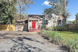5637 Bishop Ln, Jacksonville, FL 32207