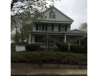 10 Pleasant St, Douglas, MA 01516