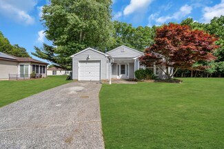 403 Betsy Ross Ln, Little Egg Harbor Township, NJ 08087