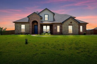 1461 Harvest Ln, Nevada, TX 75173