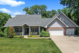 1212 Winterberry Ln, Germantown Hills, IL 61548