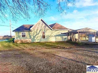 281 W Dixie Bee Rd, Veedersburg, IN 47987