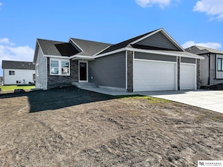 5910 SW 9th St, Lincoln, NE 68523