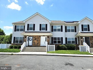 73 Toscano Dr, Smyrna, DE 19977