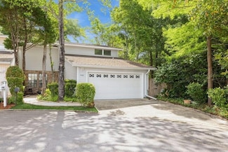 901 Holbrook Cir, Fort Walton Beach, FL 32547