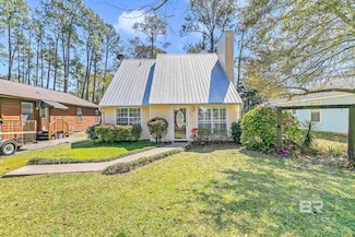 809 E 23rd Ave, Gulf Shores, AL 36542