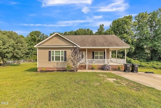 54 Lockwood Dr, Clayton, NC 27527