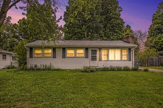 2013 Cumberland St, Kalamazoo, MI 49006