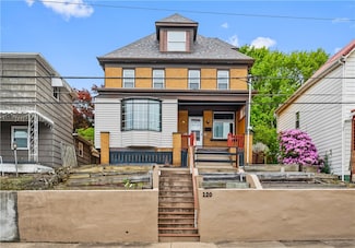 126 W 8th Ave, Tarentum, PA 15084