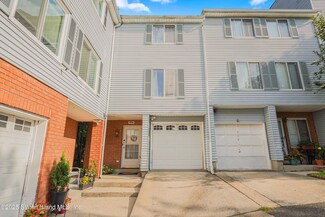 574 Ilyssa Way, Staten Island, NY 10312