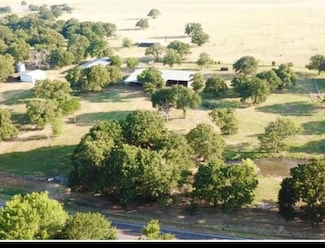 2031 E Efm 1396 E, Ivanhoe, TX 75447