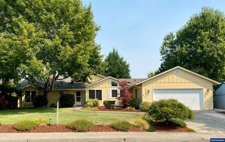 338 NW Hillcrest Dr, Dallas, OR 97338