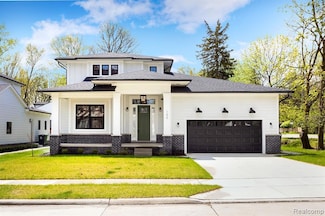 100 Edmund Ave, Royal Oak, MI 48073