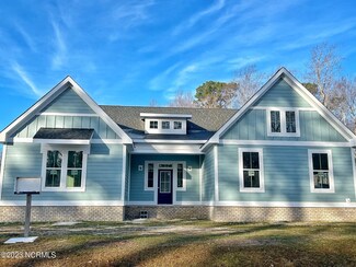 131 N Brightleaf Dr, Minnesott Beach, NC 28510
