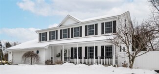 3118 Pearl Dr, New Castle, PA 16105