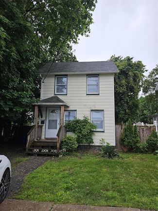 64 Bayside Ave, Oyster Bay, NY 11771