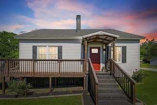 302 Church St, Pickens, SC 29671