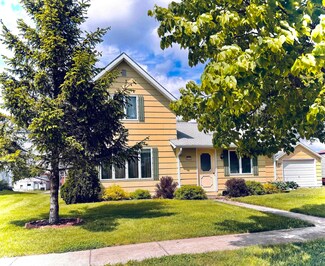 209 Blaine St, Ledyard, IA 50556