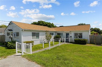 7 Woolsey Rd, Middletown, RI 02842