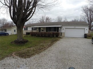 7765 Southland Dr, Mentor On the Lake, OH 44060