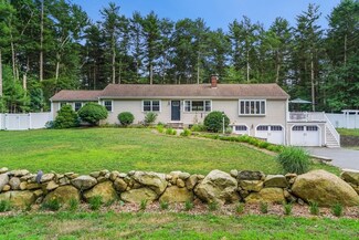 139 Cross St, Duxbury, MA 02332