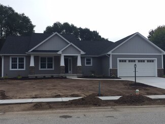 1604 Evergreen Place, Elkhart, IN 46514