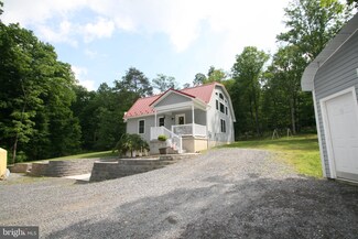 11341 Shade Creek Ln, Shade Gap, PA 17255