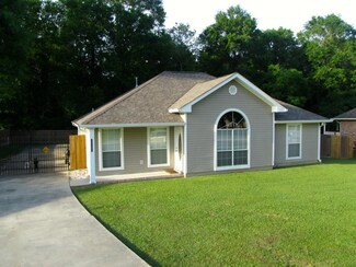 30121 Jacob St, Albany, LA 70711