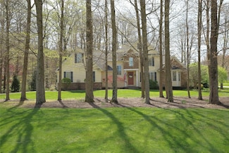 235 Edgewater Cir Unit 23, Erie, PA 16509