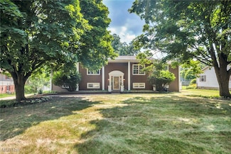 959 Sandy Ln, Medina, OH 44256