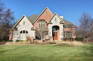 2206 Pebble Creek Dr, Lisle, IL 60532
