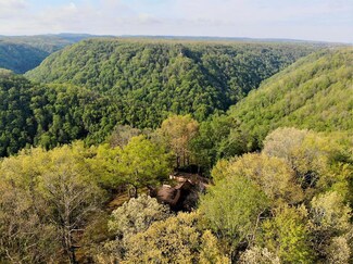 900 Overlook Dr, Beckley, WV 25801
