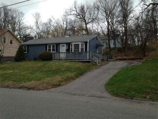 80 Saint Nicholas Ave, Worcester, MA 01606