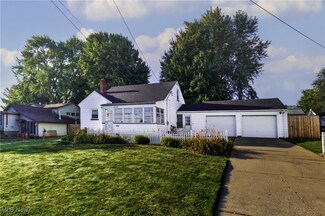590 Geneva Ave, Struthers, OH 44471