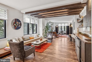 400 Massachusetts Ave NW Unit 207, Washington, DC 20001