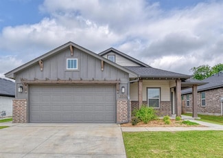 20101 Park Ln, Harrah, OK 73045