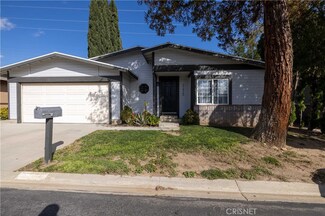 31920 Marcasite Ln, Castaic, CA 91384