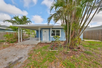 3241 Williamsburg St, Sarasota, FL 34231