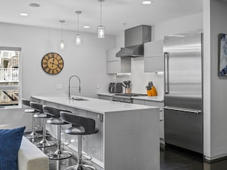 687 E 2nd St Unit 3, Boston, MA 02127