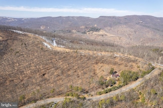 1769 Boulder Dr, Mathias, WV 26812