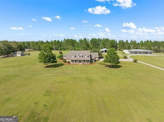 375 Dasher St, Lyons, GA 30436