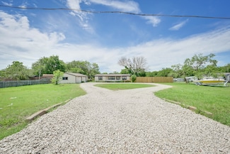 1000 Stephie Ann Ct, Arlington, TX 76002