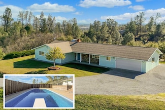 3050 Ryan Ln, Redding, CA 96003