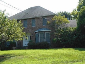 734 Mount Sinai-Coram Rd, Mount Sinai, NY 11766
